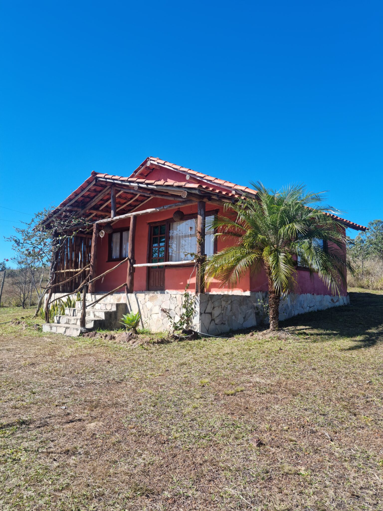 Chalé na Serra de Carrancas, ideal para casal.